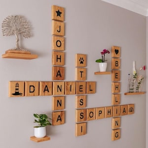 10x10x2cm Letras de colores Azulejo Roble Madera maciza Letra Scrabble Decoración de pared Mural Decoración de pared Declaración de misión Publicidad be.massive
