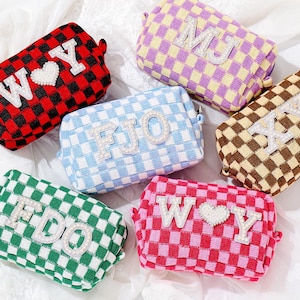 Bolsa de maquillaje personalizada con cuadros de perlas, bolsa de maquillaje con iniciales brillantes, bolsa con monograma, regalos para damas de honor, recuerdos para la fiesta nupcial, regalo para ella