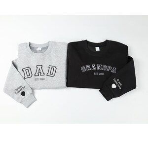 Sweat-shirt brodé personnalisé, nom sur la manche avec coeur, chemise grand-père avec date, chemise de l'année de naissance papa, cadeau pour un nouveau papa, cadeau de fête des pères image 7