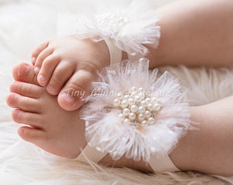 Boho Rhinestones Feather Barefoot Sandals Baby, Boho Baby sandals, Sitter Barefoot Sandals, Boho Photo Prop, Feather Baby Shoes