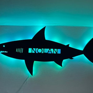 Decoración de juego personalizada con gran tiburón blanco con luces o sin ellas
