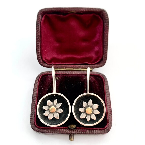 Vintage Sterling Silver and Gold Daisy Dome Earrings Gem