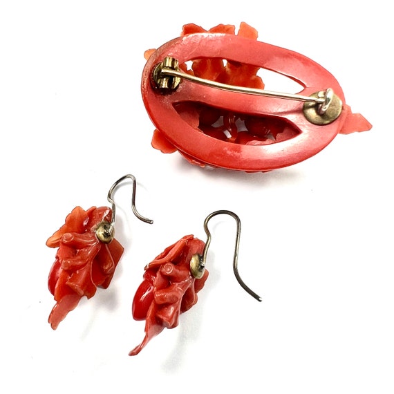 Victorian Coral Celluloid Acorn Earrings - image 5