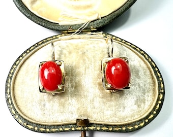 Vintage Coral 18CT Gold Earrings
