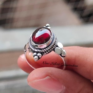 手作りの天然ラブラドライトリング：925スターリングシルバー製宝石