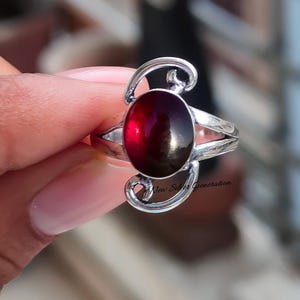 Natural Garnet Ring, Handmade Silver Ring, January Birthstone, 925 Sterling Silver Ring, Love Ring, Garnet Gemstone Ring, Anniversary Gift