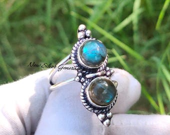 Handmade Natural Labradorite Ring: Two Stone 925 Sterling Silver Unique Designer