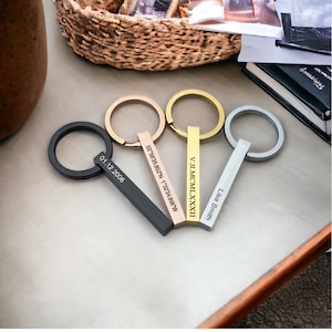 Portachiavi a forma di barra 3D personalizzato / Regalo in acciaio inossidabile inciso per uomini e donne / Portachiavi resistente per la festa del papà, la festa della mamma e San Valentino.