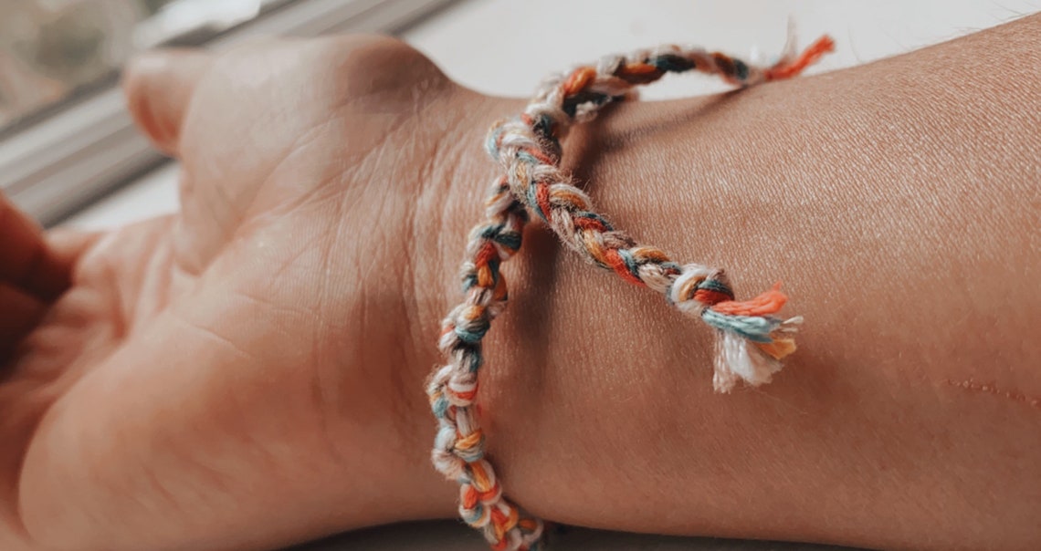 Adjustable TWISTED KNOT friendship bracelet Etsy