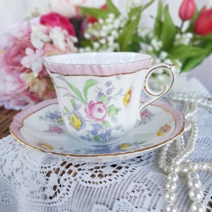 Royal Grafton cup and saucer, vintage afternoon tea party, favors, bridesmaid gift, baby bridal shower, teacup, wedding table, teacher gift