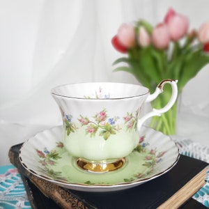 Royal Albert cup and saucer, 4364 green with pink roses, vintage afternoon tea party, bridesmaid gift, bridal shower, baby shower, favors