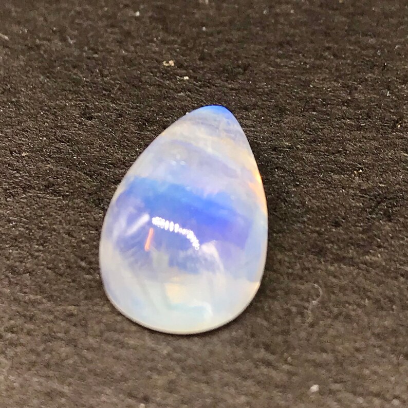 MS2 6.7ct Moonstone