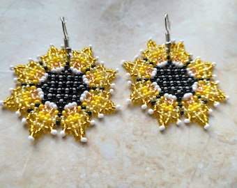 Boucles d'oreilles en perles de tournesol jaune pour femmes, boucles d'oreilles Ukraine, boucles d'oreilles fleur faites à la main, boucles d'oreilles pendantes boho