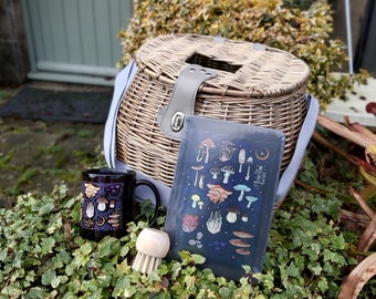 Large Foraging Basket Gift Set, Natural Willow Basket, Mushroom Brush, Mushrooms of the UK Mug and Journal