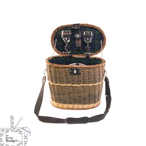 2 Person Traditional British Adventurers Fitted Picnic Basket with Shoulder Strap