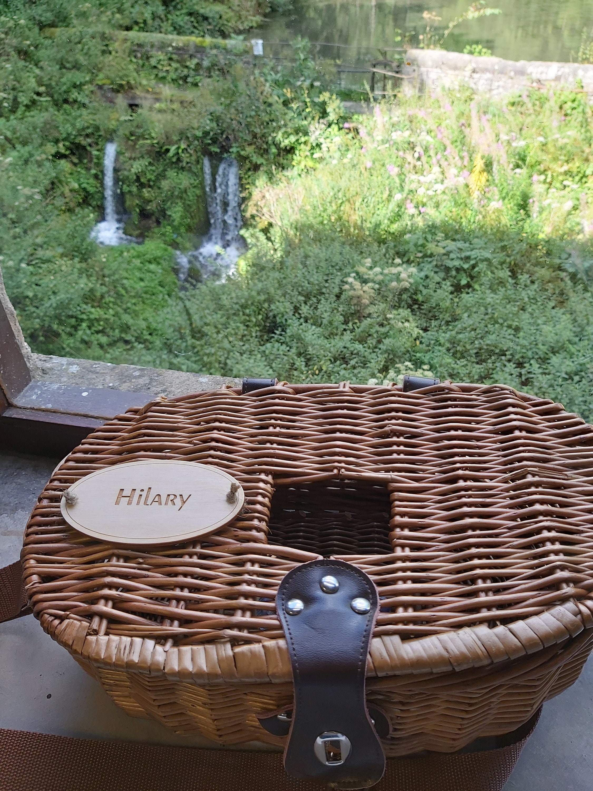Personalisable Classic Fishing Creel Natural Willow Basket / Fly ...