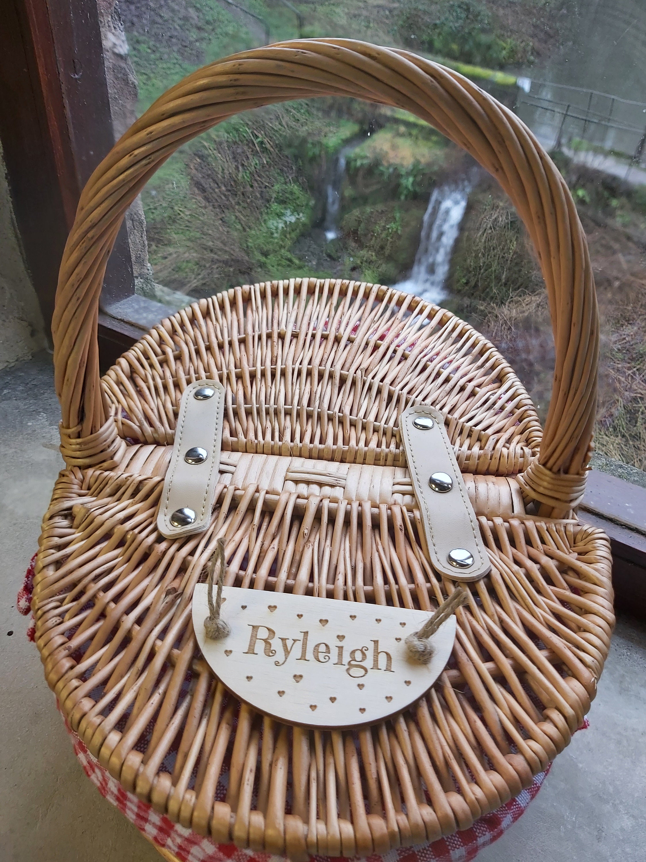 Channel all the Nantucket vibes whether you are on the island or home  dreaming of a getaway with this vintage Nantucket Basket style… | Instagram
