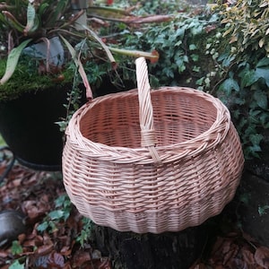 Traditional English Mushroom Foraging Set, Natural Willow Gathering Basket, Extra Large Vegan Foraging Basket, Wood Handle Foraging Tool