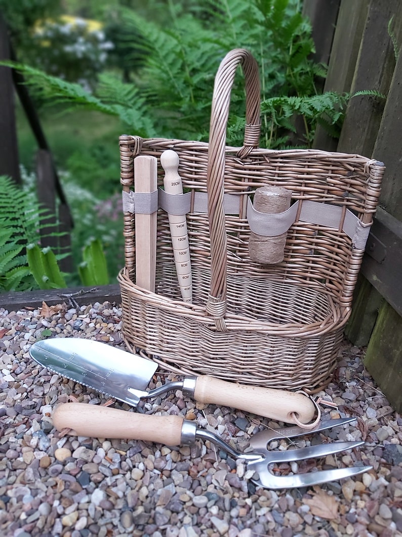 Classic British Garden Gift Set Personalised 11 Piece Garden Trug with Tools and Accessories Denim image 2