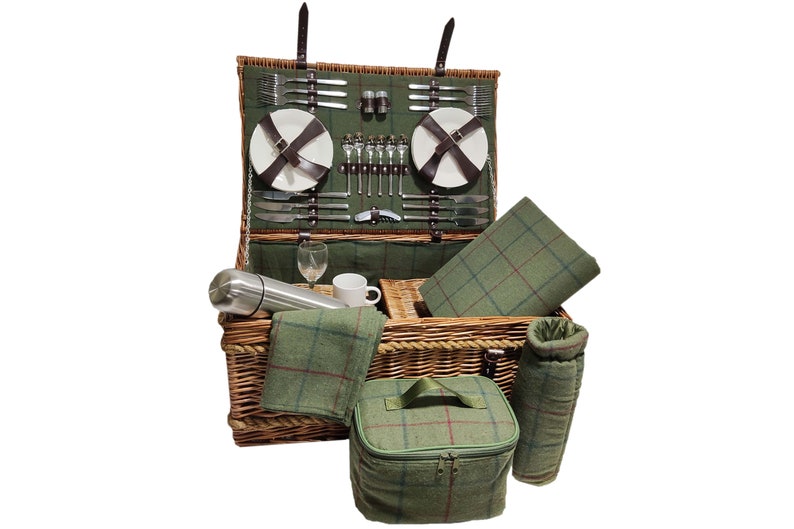Personalisable 4 Person Deluxe Picnic Basket, Quintessential British Picnic Hamper for Four, Picnic Basket with Coordinated Accessories image 10
