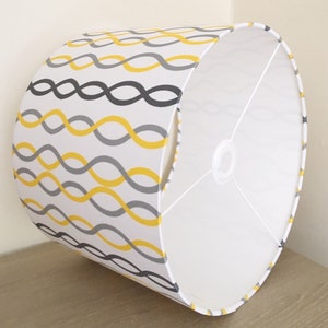 Abat-jour LINEAR GRIS JAUNE, abat-jour en tissu fait main, abat-jour design, abat-jour tambour image 7