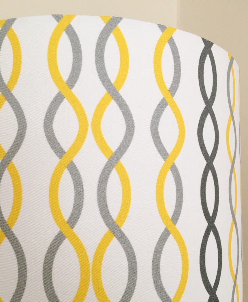 Abat-jour LINEAR GRIS JAUNE, abat-jour en tissu fait main, abat-jour design, abat-jour tambour image 6