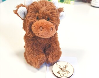 Mini Highland Coo Cow plush soft toy in pop up box with Wee Hug Pocket Message  CE/UKCA