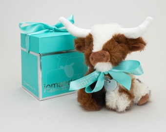 Personalised Mini Texas Longhorn Highland Cow plush soft toy in pop up box CE/UKCA
