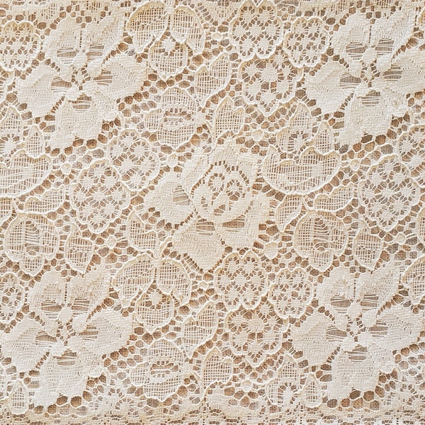 Vintage 10" Ivory Lace Sold By The Yard Made In The USA Decorative Sewing Trim Scalloped Venice Chantilly Guipure Bobbin Applique Raschel