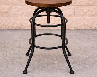 Mesa auxiliar industrial con base de metal y parte superior de madera de mango / Mesa auxiliar rústica redonda / Mesa de madera hecha a mano