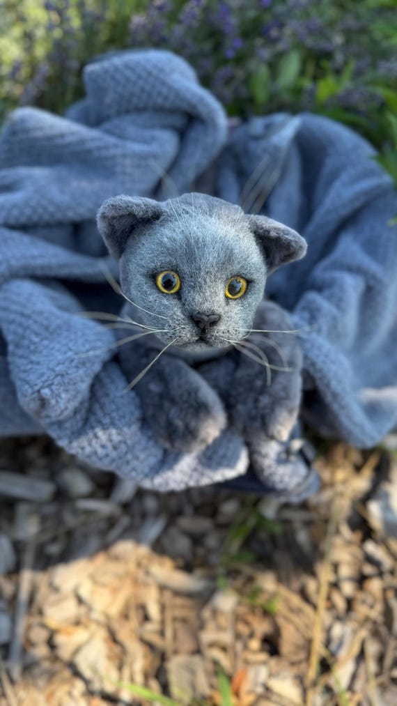 シャム猫のぬいぐるみ、等身大の子猫のぬいぐるみ、手作りの猫の
