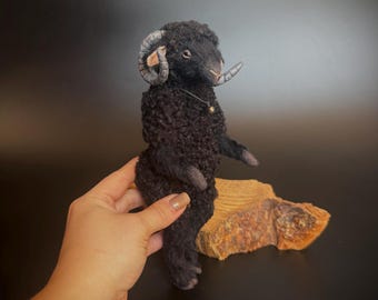 黒い羊、黒い雄羊、羊のアートドール、農場の動物、ぬいぐるみ、羊の