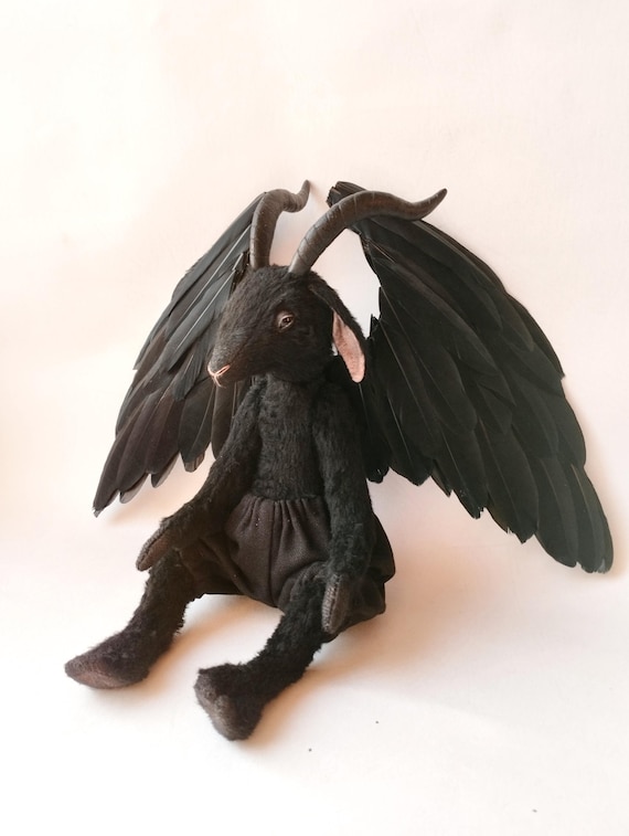 黒いヤギのぬいぐるみ 黒ヤギのアートドール、ゴシックヤギ、翼付きぬいぐるみ黒ヤギ