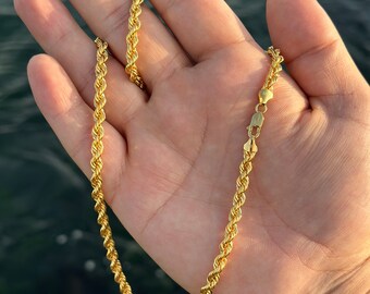 18k Filled Gold Chain 18K Gold Filled 7mm Figaro Chain W/ Diamond - Main Image