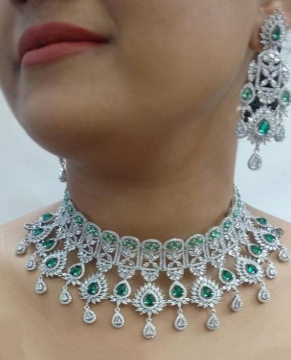 Beautiful necklace diamond deals