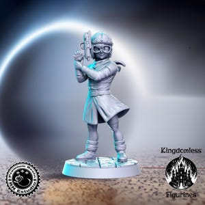 Female Pistoleer Paladin Miniature, RN Estudio RPG DnD Mini