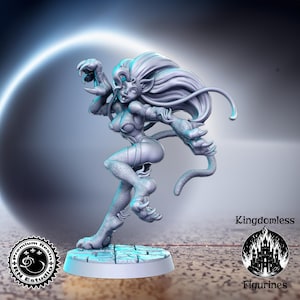 Female Cat Woman DnD Miniature, Tabletop RPG DnD Mini, D&D Figurines, Fantasy Gaming and Pathfinder, RN Estudio