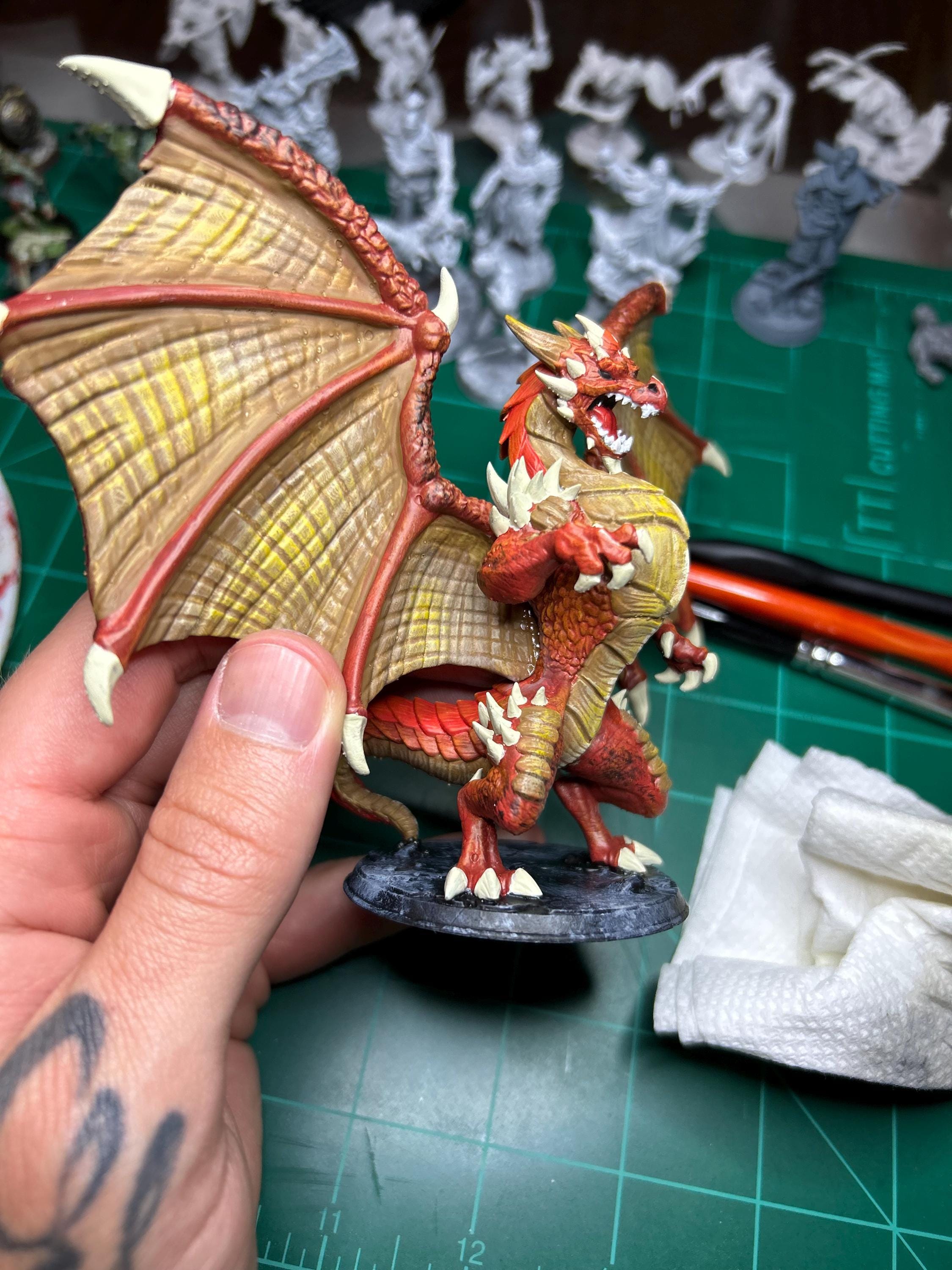 スタンディングドラゴンミニチュア | 樹脂製RPGフィギュア、RN Estudio