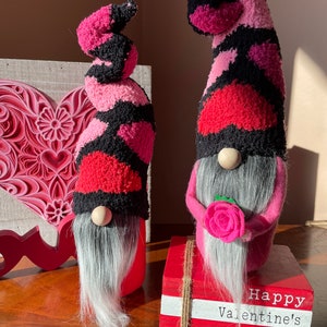 Red & Pink Heart Chenille Valentine&#39;s Day Gnome
