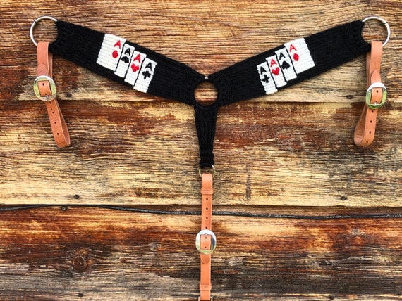 Collier De Poitrine Pour Cheval Showman - Mohair Bleu Fleuri (neuf)