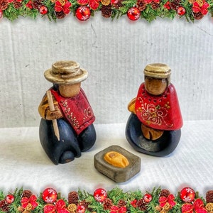 Nativity Indigenous Scene hand carved in 100% Wood by Ecuadorian artisans