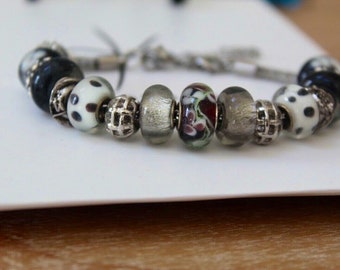 Kiss London Jewellery - Silver Plated Charm Bracelet - Various Colours - FREE UK Shipping