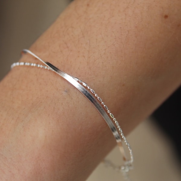 925 Sterling Silver Gift Wrapped Bracelet - Delicate Bracelet, Genuine 925 Silver, Adjustable - Kiss London