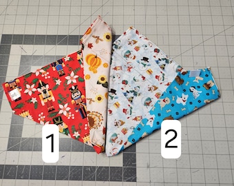 12-teiliges Set Hundebandanas – Für Weihnachten, Halloween, Thanksgiving & Mehr