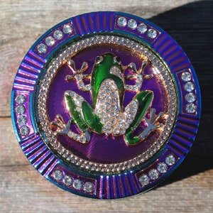 2.5" 64mm Zinc Alloy Grinder Frog Skull Spider Magnetic Heavy Duty Large 4 Pcs Rainbow Rhinestone Diamond Bling Grinders Catcher Lid ZingCo Green Frog