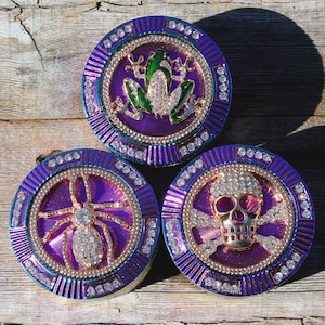 2.5&quot; 64mm Zinc Alloy Grinder Frog Skull Spider Magnetic Heavy Duty Large 4 Pcs Rainbow Rhinestone Diamond Bling Grinders Catcher Lid ZingCo