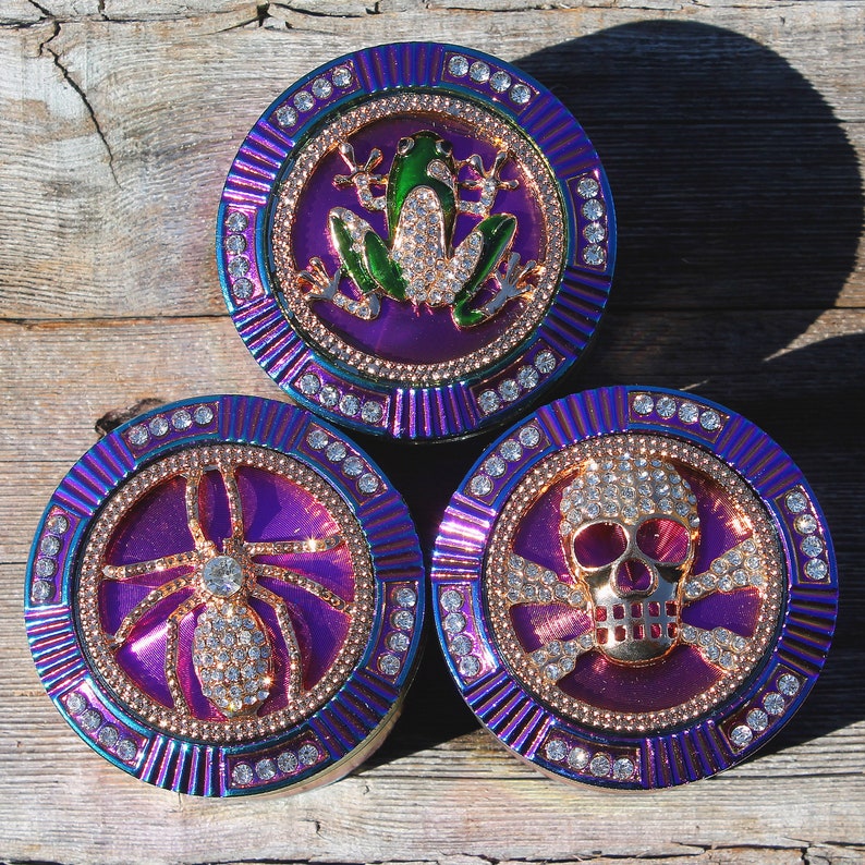 2.5" 64mm Zinc Alloy Grinder Frog Skull Spider Magnetic Heavy Duty Large 4 Pcs Rainbow Rhinestone Diamond Bling Grinders Catcher Lid ZingCo image 1
