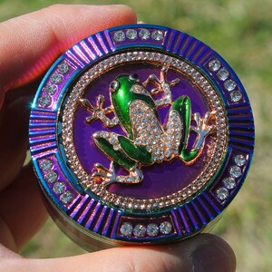 2.5" 64mm Zinc Alloy Grinder Frog Skull Spider Magnetic Heavy Duty Large 4 Pcs Rainbow Rhinestone Diamond Bling Grinders Catcher Lid ZingCo image 10