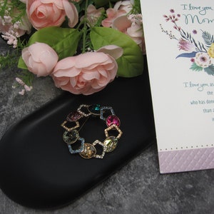 Retro Round Gem Brooch Rhinestone Embellishment Brooches Crystal broaches Sash Scarf Sweater Vintage brooches - Women Accessory Holiday Gift