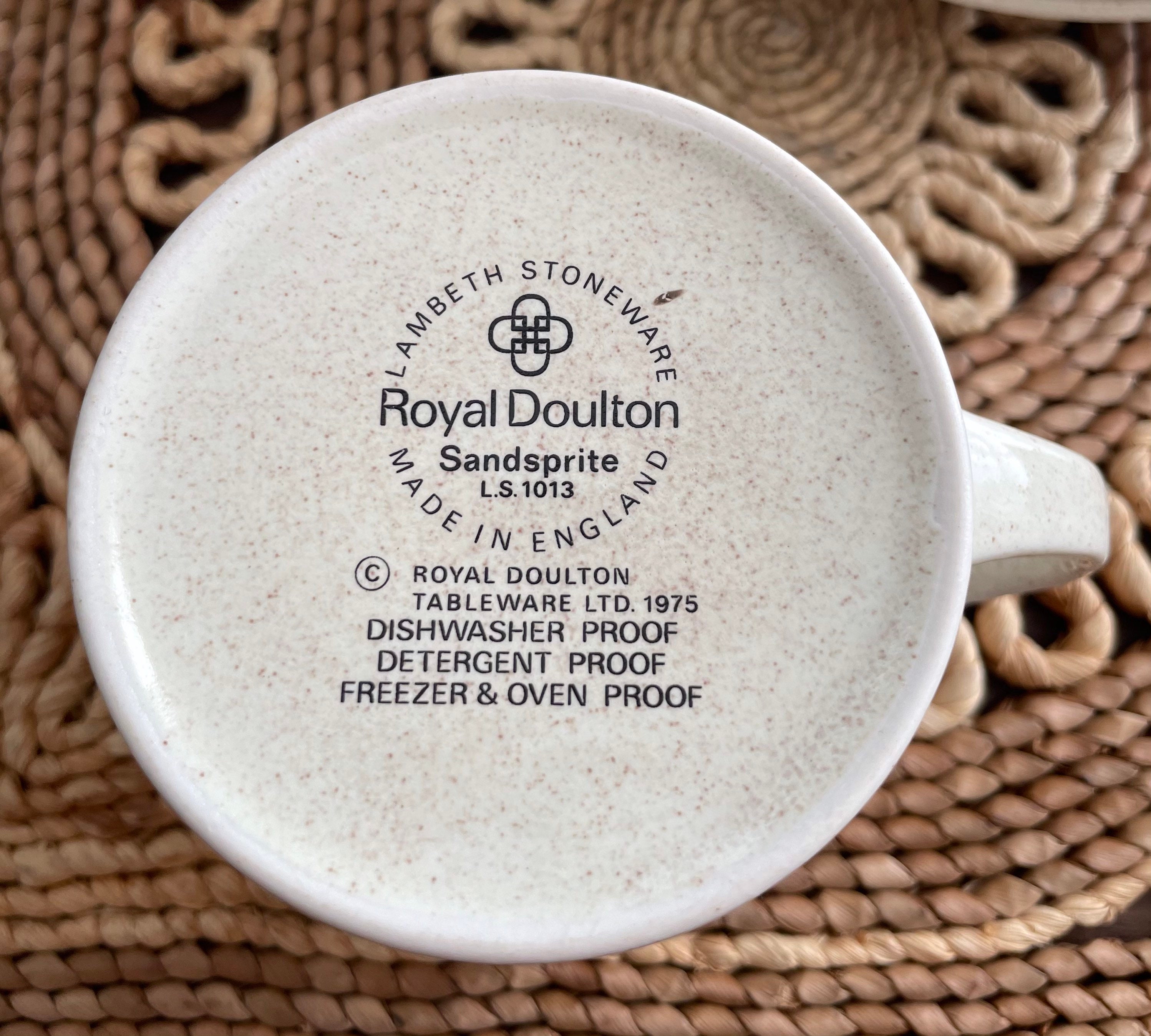 Royal Doulton Sandsprite by Lambeth Stoneware 1975 6 Cups/5 Etsy